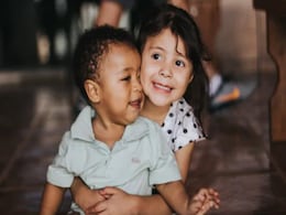 National Brother's Day: जानें- कब से मनाया जाने लगा ब्रदर्स डे, क्या है इतिहास National Brother's Day: जानें- कब से मनाया जाने लगा ब्रदर्स डे, क्या है इतिहास
