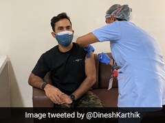 "Could Have At Least Worn Pants": Chris Lynn Trolls Dinesh Karthik