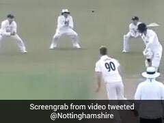 स्लिप में खड़े खिलाड़ी ने टपकाया कैच तो दूसरे ने इस अंदाज में लपक लिया..देखें मजेदार Video