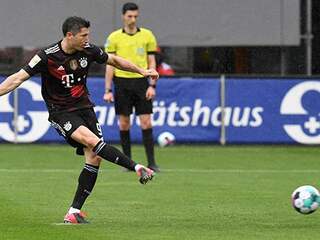 Bundesliga: Robert Lewandowski Equals Gerd Muellers 49-Year-Old Record With 40th Goal