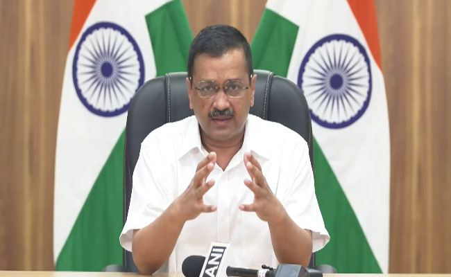 दिल्ली में कोरोना की रफ्तार हुई कम, एक दिन में 2200 नए मामले, संक्रमण दर भी 3.5% से नीचे