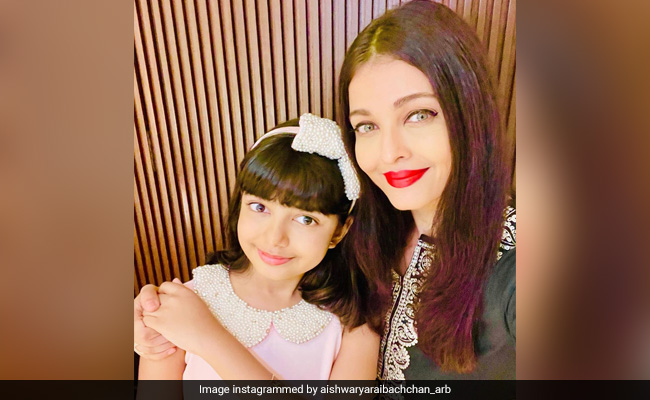 ICYMI: Aishwarya Rai Bachchan And Daughter Aaradhya In A Stunning Throwback Pic. See Inside