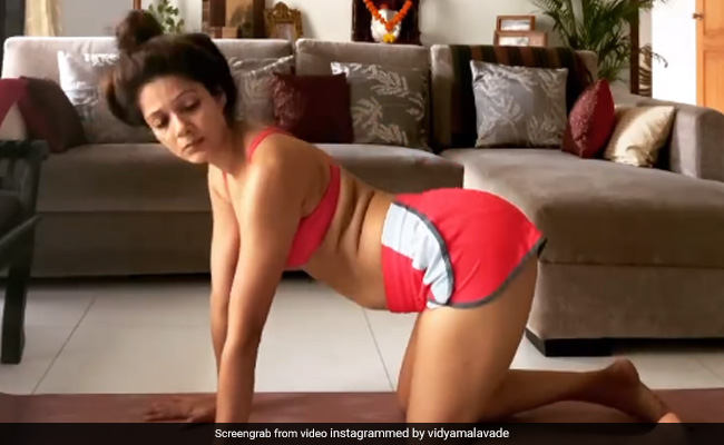 Vidya Malavade's Yoga Routine Is The Route To Being "Beautiful At Any Age"