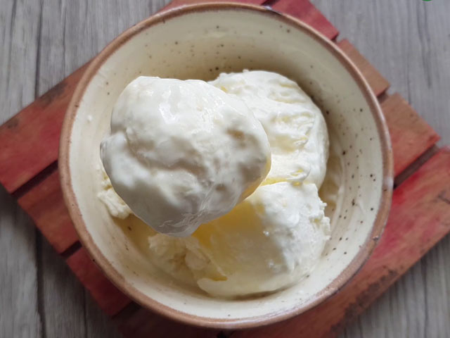 How To Make Lemon Curd Ice Cream | Easy Lemon Curd Ice Cream Recipe Video