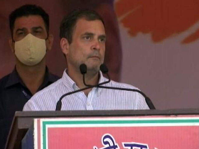 पीएम मोदी की झूठी छवि बचाने के लिए केंद्र सरकार वायरस को बढ़ावा दे रही : राहुल गांधी
