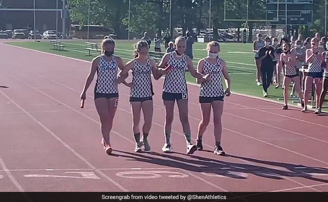 Watch: Students Help Teammate Recovering From Cancer Complete Race