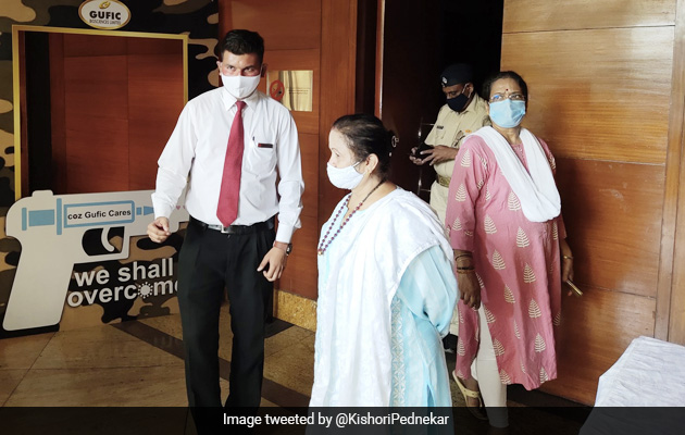 Mumbai Mayor Slams Hospital For Improper Vaccine Storage In Hotel