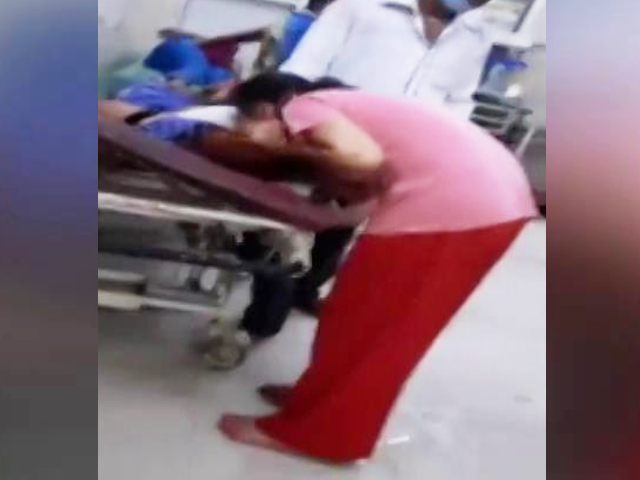 Sisters Give Mouth-To-Mouth Resuscitation In Bid To Save Mother In UP