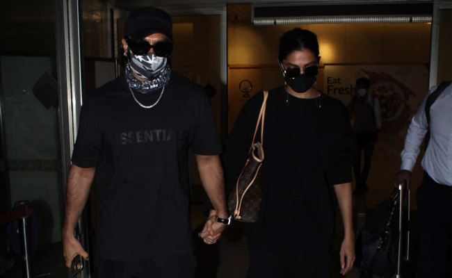 Deepika Padukone And Ranveer Singh Are Back In Mumbai. See Airport Pics