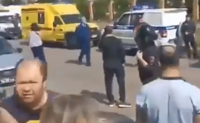 रूस में स्‍कूल में घुसकर सिरफिरे शख्‍स ने की अंधाधुंध फायरिंग, 8 बच्‍चों सहित 9 की मौत