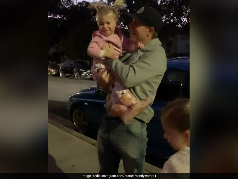 क्वारंटाइन पूरा कर पत्नी और बेटियों से मिले डेविड वार्नर, हुए इमोशनल- देखें VIdeo