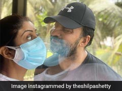 शीशे के आर-पार नजर आए Shilpa Shetty और Raj Kundra, फोटो शेयर कर एक्ट्रेस बोलीं- कोरोना प्यार है