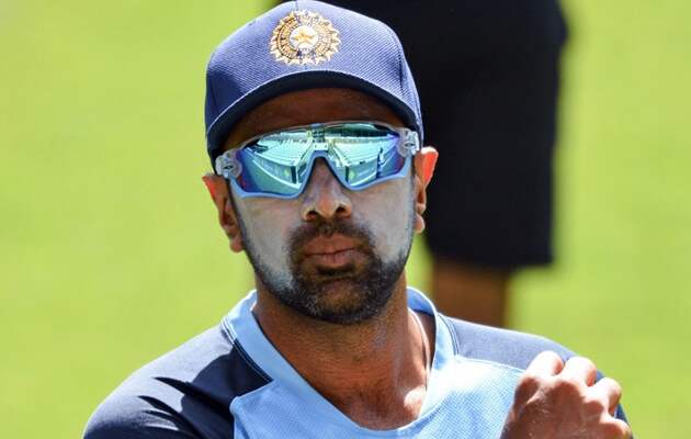 Ashwin Gets New Twitter Follower, Says "SKY Is The Limit". Guess Whos It