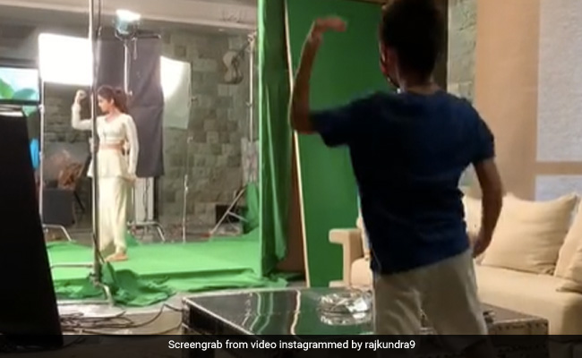 Another <i>Super Dancer</i> In Shilpa Shetty's Family - Son Viaan Matches Her Step For Step