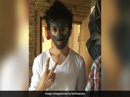 बॉलीवुड एक्टर कार्तिक आर्यन का मुंह हुआ 'काला', सोशल मीडिया पर यूं मजे ले रहे फैन्स बॉलीवुड एक्टर कार्तिक आर्यन का मुंह हुआ 'काला', सोशल मीडिया पर यूं मजे ले रहे फैन्स