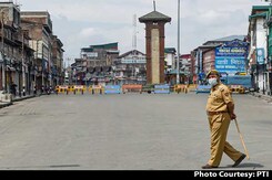 Nearly No Vaccination In Kashmir As Stocks Run Out, Zero Jabs In Srinagar Nearly No Vaccination In Kashmir As Stocks Run Out, Zero Jabs In Srinagar