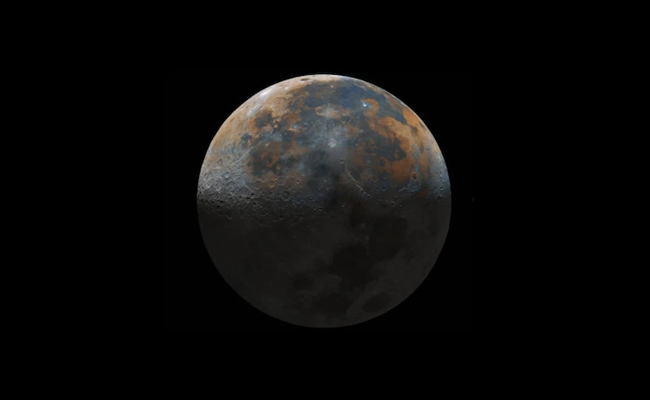 16 साल के लड़के ने बनाईं चांद की गजब तस्वीरें, खींची 50 हजार फोटो, फिर 40 घंटों में ऐसे की तैयार