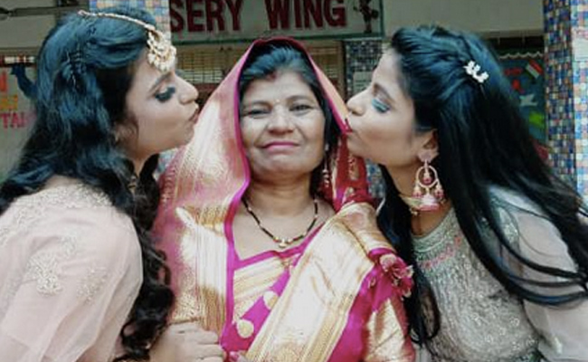 Mother's Day 2021: इन तीन कविताओं के जरिए मां को बोल दीजिए शुक्रिया, ऐसे जाहिर करें अपना प्यार