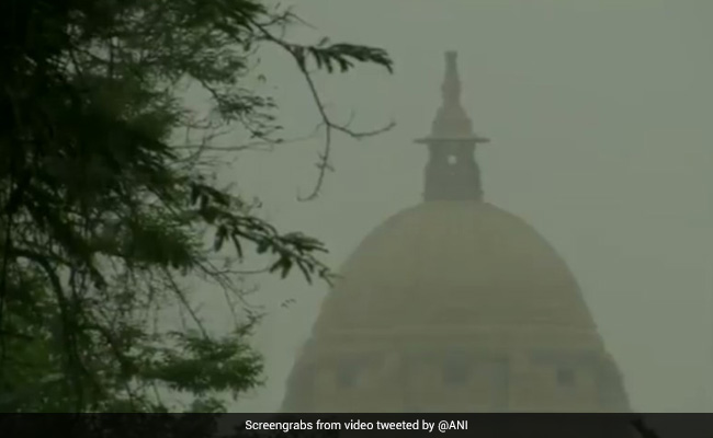 Delhi Weather Today: Rain, Cloudy Skies, Sudden Change In Delhi Weather