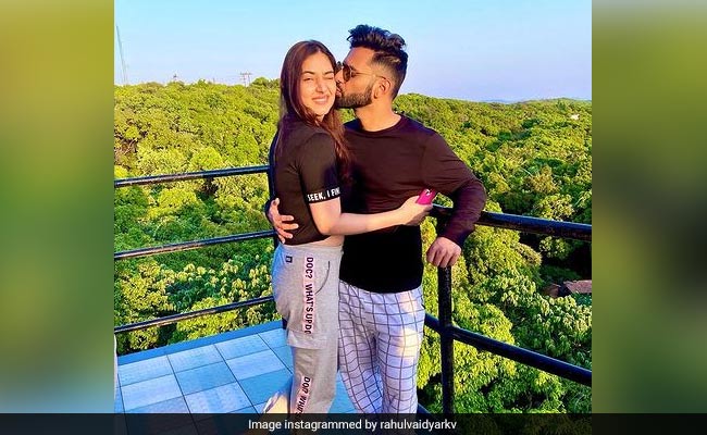 Rahul Vaidya Is Missing Disha Parmar In Cape Town. See What He Posted