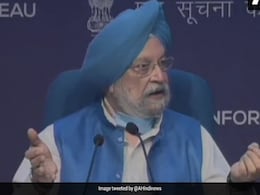 'भारत में 5% तो दूसरे देशों में 50% बढ़े पेट्रोल के दाम', जानिए केंद्रीय मंत्री ने किन देशों से की तुलना 'भारत में 5% तो दूसरे देशों में 50% बढ़े पेट्रोल के दाम', जानिए केंद्रीय मंत्री ने किन देशों से की तुलना