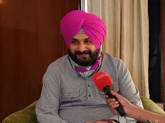 "Amarinder Singh Gave Jobs To MLAs' Sons To Save His Chair": Navjot Sidhu