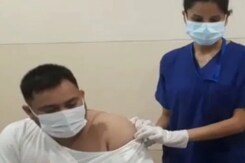 Tejashwi Yadav, Brother Tej Pratap Take Sputnik Shots In Patna's Medanta Tejashwi Yadav, Brother Tej Pratap Take Sputnik Shots In Patna's Medanta