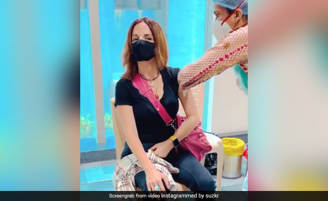 Sussanne Khan Gets Second COVID Vaccine Shot; Rumoured Boyfriend Arslan Goni Comments On Post