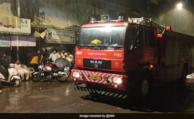 1 Dead After Building Wall Collapses On House In Mumbai's Bandra
