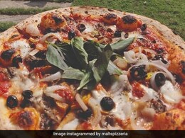 Weekend Special: How To Make Cheese Burst Pizza At Home