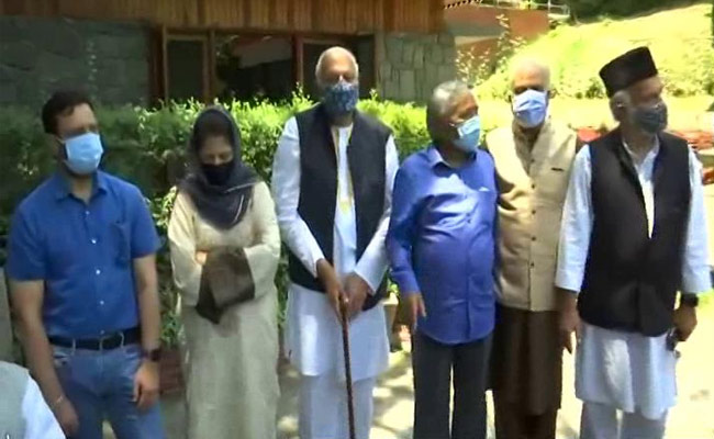 हम देखेंगे कि जम्मू-कश्मीर में भरोसा बहाल करने को केंद्र क्या कदम उठाएगा : फारूक अब्दुल्ला