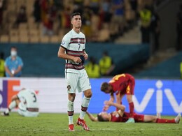 Euro 2020 Final: Cristiano Ronaldo ने जीता गोल्डन बूट अवार्ड, विजेता टीम को मिले इतने करोड़, जानें पूरी डिटेल्स Euro 2020 Final: Cristiano Ronaldo ने जीता गोल्डन बूट अवार्ड, विजेता टीम को मिले इतने करोड़, जानें पूरी डिटेल्स