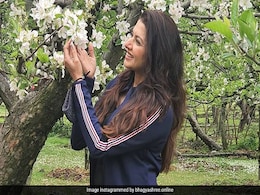 Bhagyashree सेब के बाग में पति संग घूमती आईं नजर, बोलीं- बहारों फूल बरसाओ मेरा महबूब...देखें Video Bhagyashree सेब के बाग में पति संग घूमती आईं नजर, बोलीं- बहारों फूल बरसाओ मेरा महबूब...देखें Video