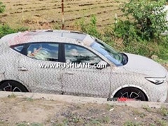 Upcoming MG ZS Petrol SUV Spotted With Panoramic Sunroof