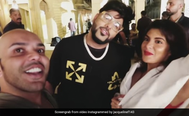 जैकलीन फर्नांडिस ने 'पानी पानी' के सेट से शेयर किया BTS वीडियो, बोलीं- रेगिस्तान की गर्मी...