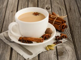 Drinking Tea Empty Stomach: खाली पेट चाय पीने से होंगे ये बड़े नुकसान, इन रोगों का बढ़ सकता है खतरा Drinking Tea Empty Stomach: खाली पेट चाय पीने से होंगे ये बड़े नुकसान, इन रोगों का बढ़ सकता है खतरा