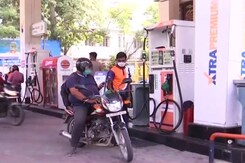 Petrol, Diesel Prices Unchanged On Tuesday; Hover At Fresh Highs Petrol, Diesel Prices Unchanged On Tuesday; Hover At Fresh Highs