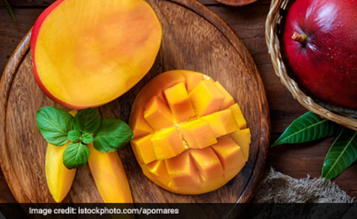 মিষ্টি ও রসালো আমের মৌসুম চলে এসেছে… ডায়াবেটিসের ভয়ে মানুষ কেন মন খারাপ করে থাকে? বিশেষজ্ঞদের কাছ থেকে সবচেয়ে গুরুত্বপূর্ণ প্রশ্নের উত্তর জানুন মিষ্টি ও রসালো আমের মৌসুম চলে এসেছে… ডায়াবেটিসের ভয়ে মানুষ কেন মন খারাপ করে থাকে? বিশেষজ্ঞদের কাছ থেকে সবচেয়ে গুরুত্বপূর্ণ প্রশ্নের উত্তর জানুন