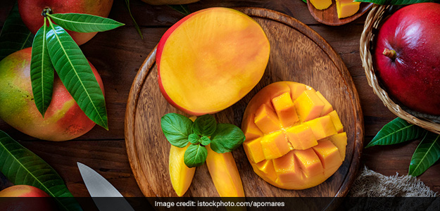 Mangoes are loaded with vitamin C and potassium