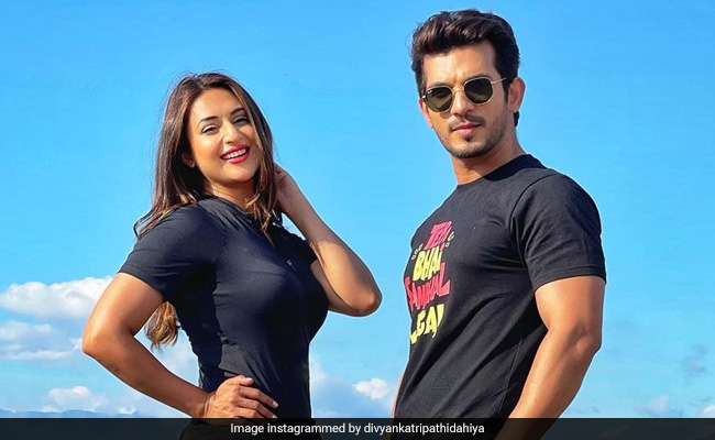 <i>Khatron Ke Khiladi</i>: Divyanka Tripathi And Arjun Bijlani Show How To "Pause And Pose" In Style. See Pic