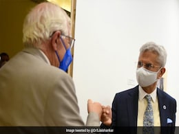विदेश मंत्री एस जयशंकर ने कोविडशील्ड को वैक्सीन पासपोर्ट में शामिल करने का मुद्दा EU के टॉप अधिकारी के सामने उठाया विदेश मंत्री एस जयशंकर ने कोविडशील्ड को वैक्सीन पासपोर्ट में शामिल करने का मुद्दा EU के टॉप अधिकारी के सामने उठाया