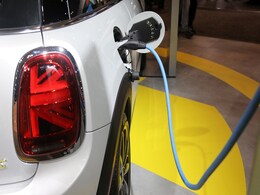 Global Carmakers Now Target $515 Billion For EVs, Batteries Global Carmakers Now Target $515 Billion For EVs, Batteries