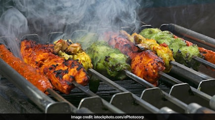 Delhi Bans Coal Tandoors Amid Pollution. Will Tandoori Food Taste Same