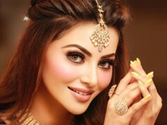 मनोज कुमार की पोती के मेहंदी फंक्शन में उर्वशी रौतेला कुछ इस अंदाज में आईं नजर, देखें Photos 