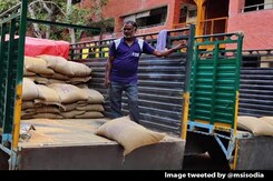 Centre Blocks Delhi's Ration Home Delivery, Says AAP Government Centre Blocks Delhi's Ration Home Delivery, Says AAP Government