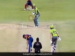 PSL 2021: सांस रोक देने वाले मुकाबले में जेम्स फॉकनर ने जड़े लगातार तीन छक्के, गेंदबाज का उतर गया चेहरा - देखें Video PSL 2021: सांस रोक देने वाले मुकाबले में जेम्स फॉकनर ने जड़े लगातार तीन छक्के, गेंदबाज का उतर गया चेहरा - देखें Video