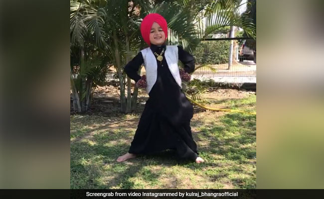 छोटे सरदार ने धांसू अंदाज में किया भांगड़ा, सिंगर भी हो गया फैन, 50 लाख से ज्यादा बार देखा गया VIDEO