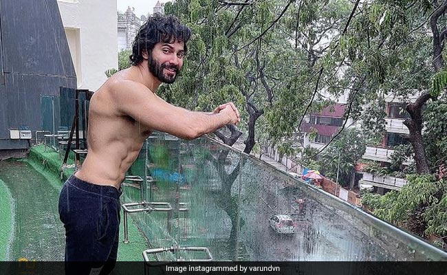 Varun Dhawan Enjoys <i>Mumbai Ki Baarish</i>. "As A Kid I Would Play In The Rain," Writes Actor