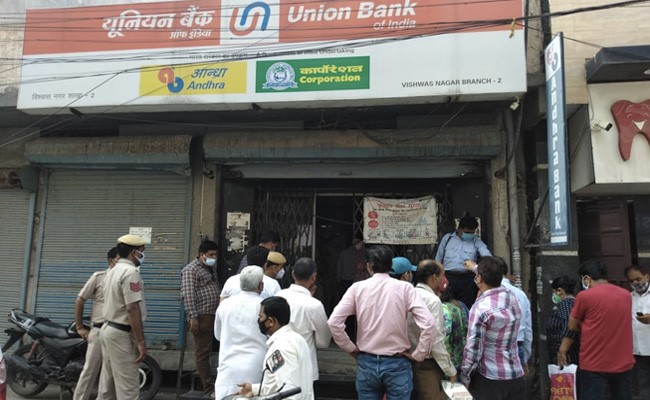 Thieves Drill Hole In Wall Of Bank In Delhi, Steal Rs 55 Lakh