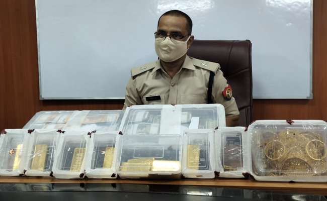 नोएडा : चोरों ने उड़ाया करोड़ों का कालाधन और सोना, किसी ने नहीं की शिकायत